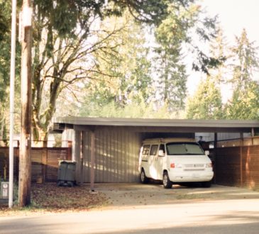 Carport oder Garage