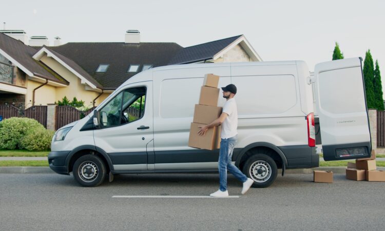 Versand von Wertgegenständen per Kurierdienst - was darf in einem Paket verschickt werden?